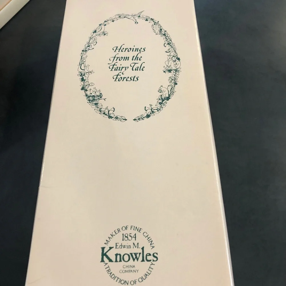 Goldilocks Knowles Dolls Brand New